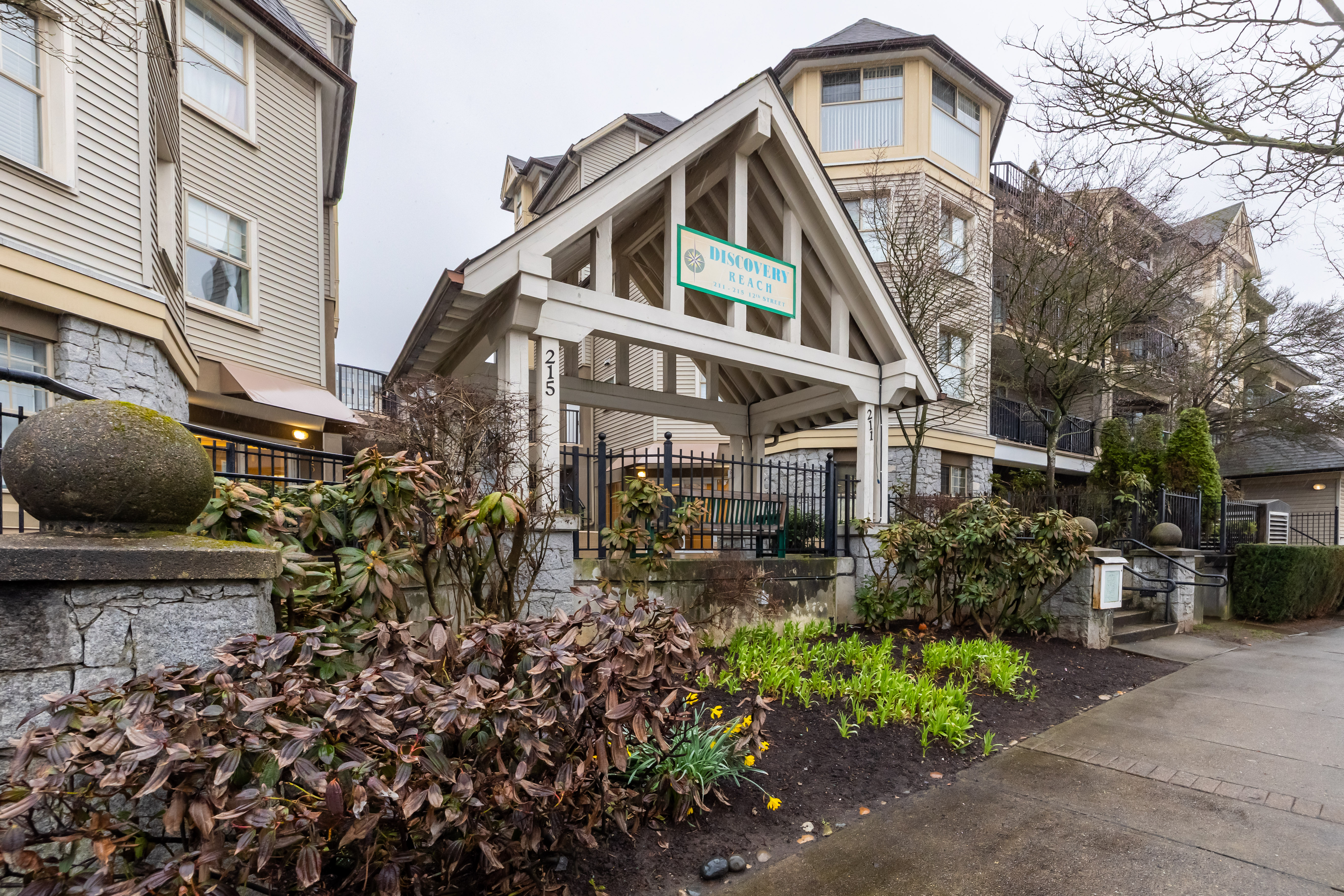 Just Listed - 503 - 211 Twelfth Street, New Westmisnter